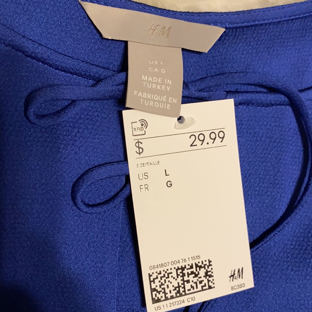 H&M blouse - Picture 2 of 2